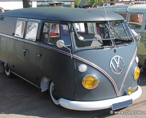 VW T1 kombi in matte lak