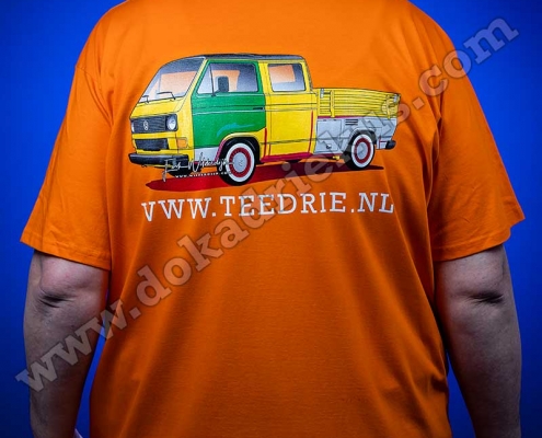Achterzijde T-shirt VW T3 met opdruk van een dubbelcabine pickup